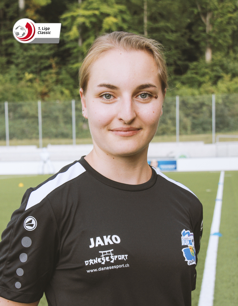 Kast Nadine